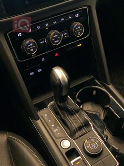 ڤۆڵکسواگن ئەتلەس